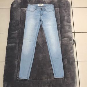Abercrombie Kids girl size 9/10 super skinny jeans